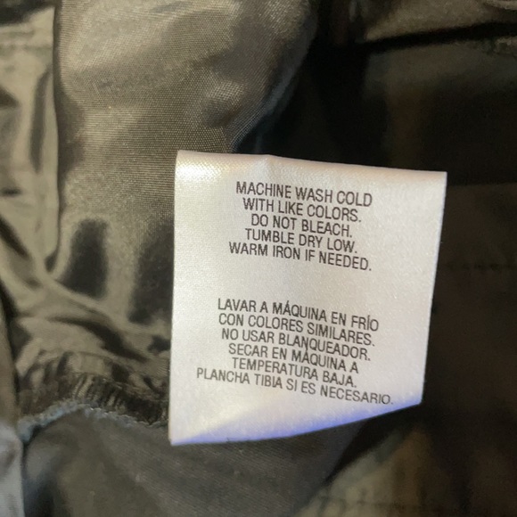 Metaphor SZ 4 Black Shorts with Belt Loop and Pockets - Picture 14 of 16